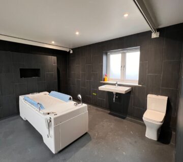 En-Suite Bathroom with Disable Access